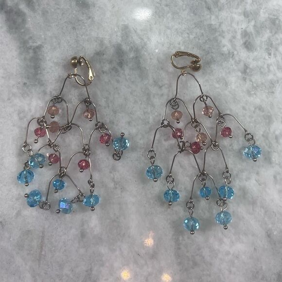 Colorful clip dangle earrings - Picture 4 of 6